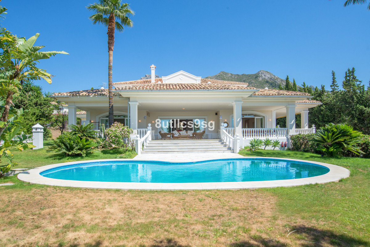 Villa - Chalet en venta en Sierra Blanca R3957790