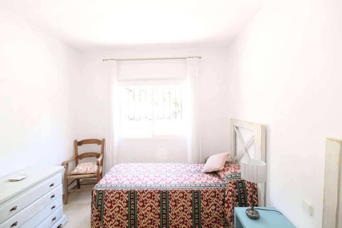 3 bedroom Apartment For Sale in La Quinta, Málaga - thumb 15