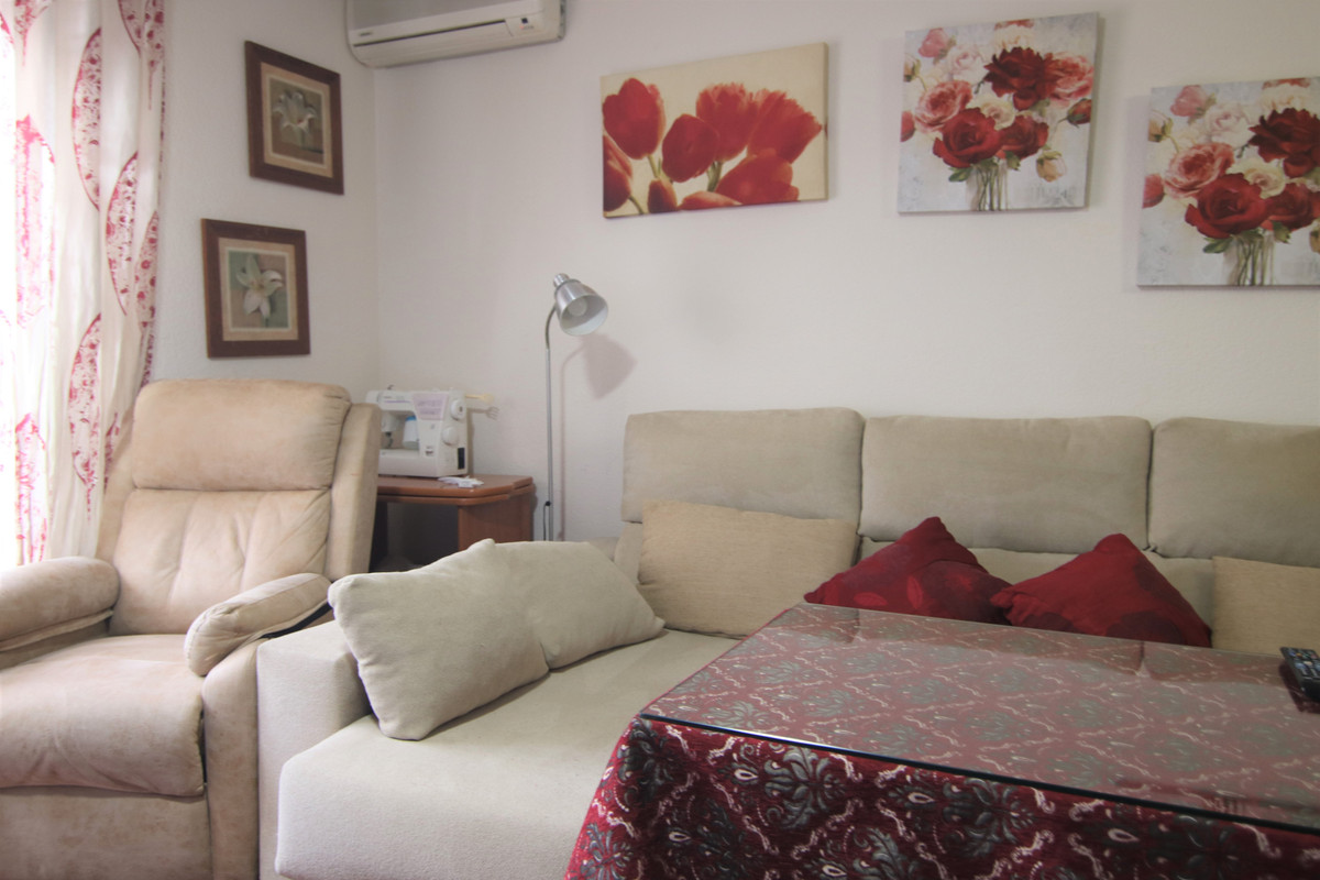 Bright Apartment in the heart of the village of Alhaurin el Grande.