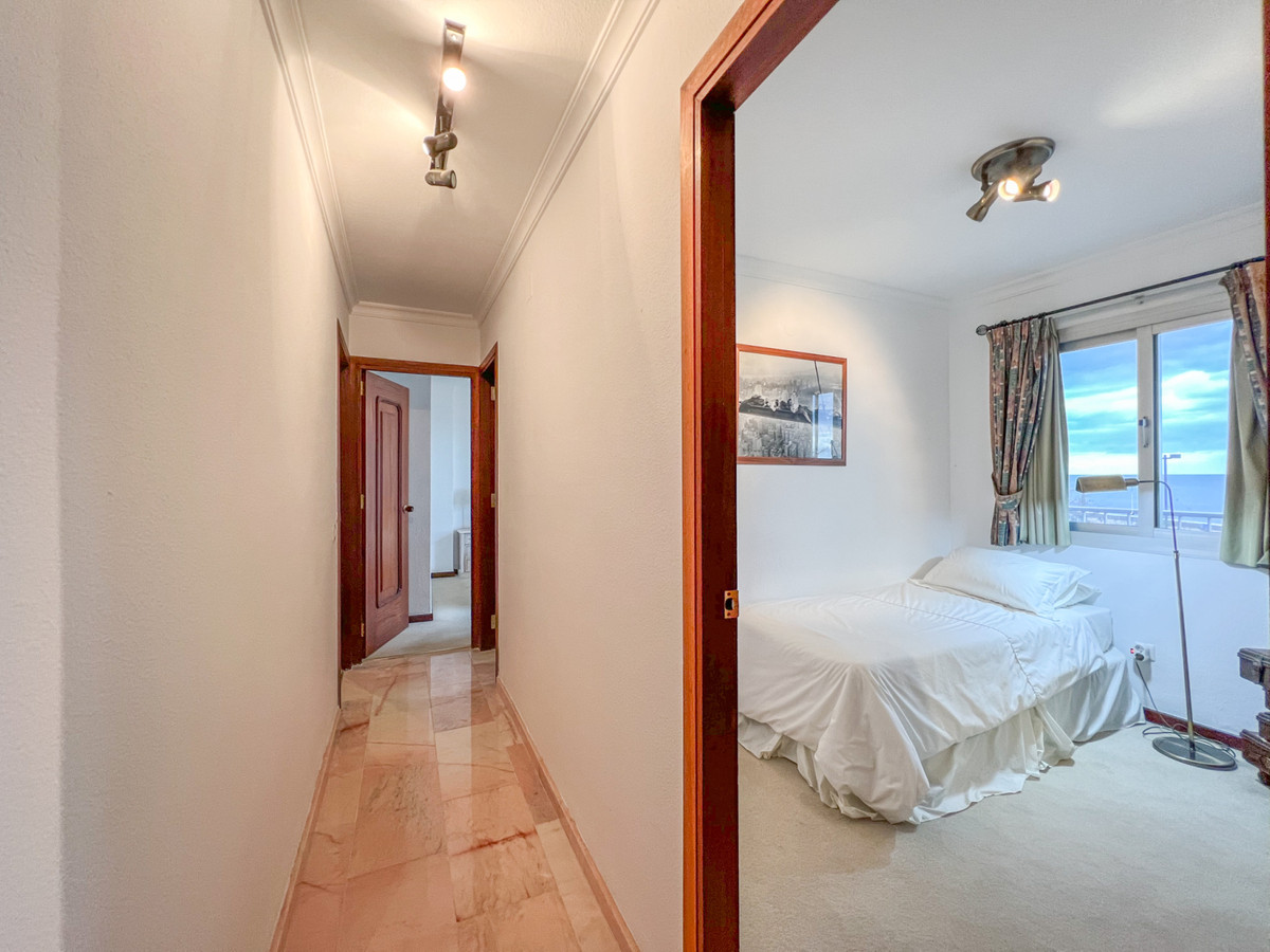 3 bedroom Apartment For Sale in Torreblanca, Málaga - thumb 15