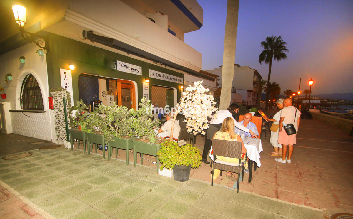 Commerce Restaurant à San Luis de Sabinillas, Costa del Sol
