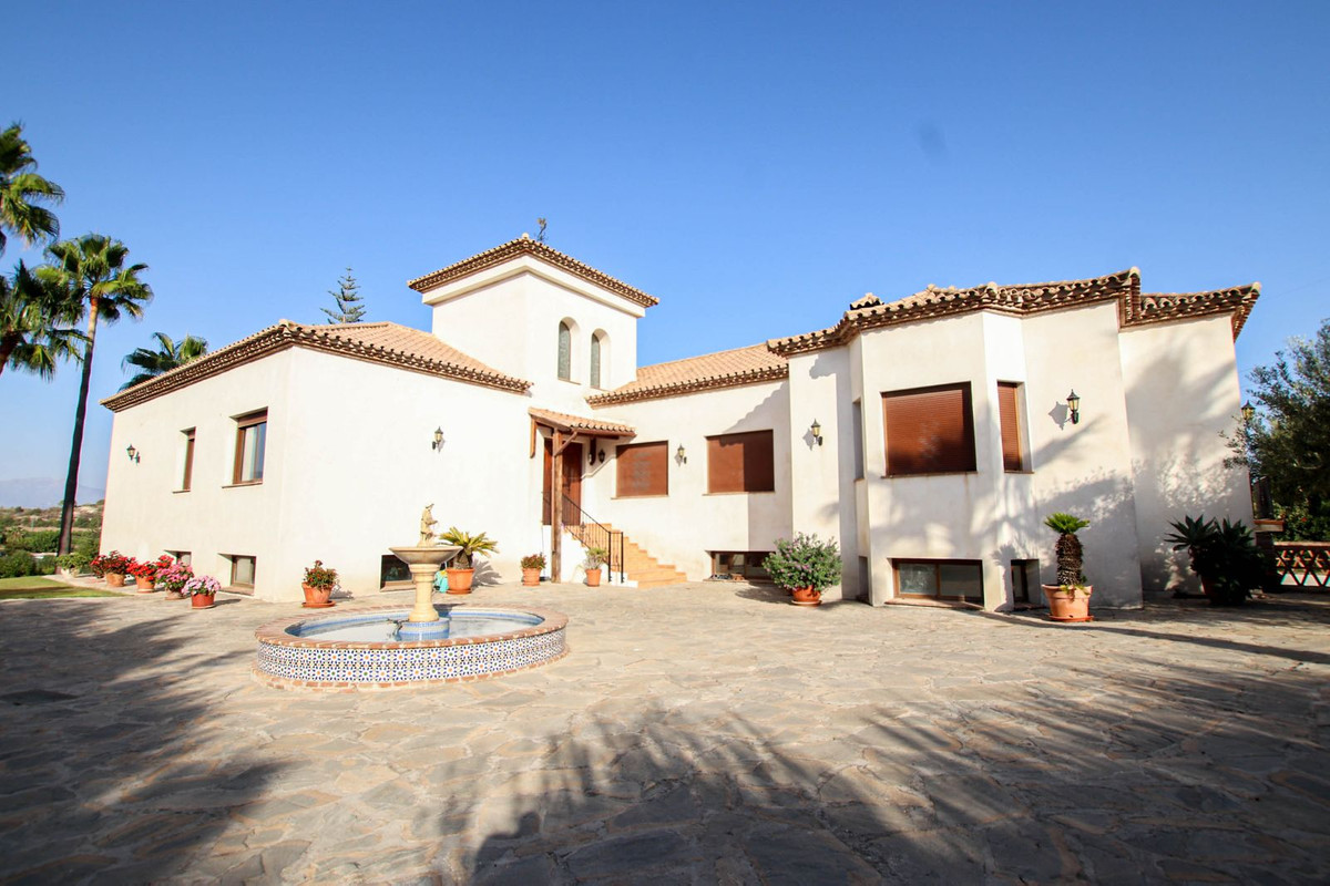 Villa en Venta en Estepona