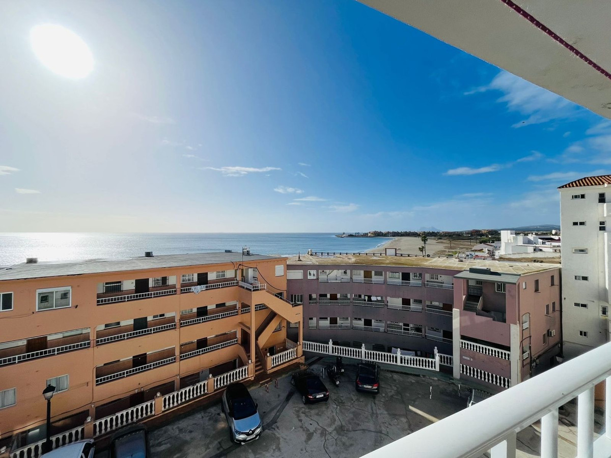 Top Floor Apartment for sale in Torreguadiaro, Costa del Sol