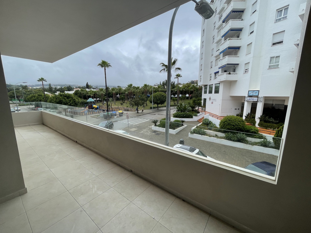  Apartment, Middle Floor  for sale    in Nueva Andalucía