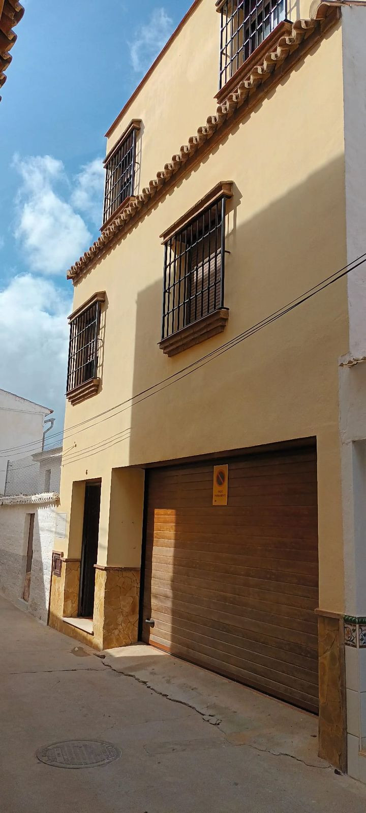 3 bed Townhouse for sale in Alhaurín el Grande