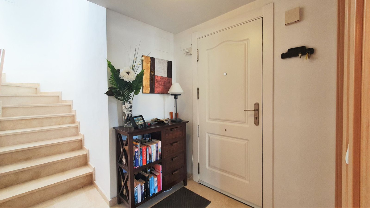 2 bedroom Apartment For Sale in Nueva Andalucía, Málaga - thumb 19