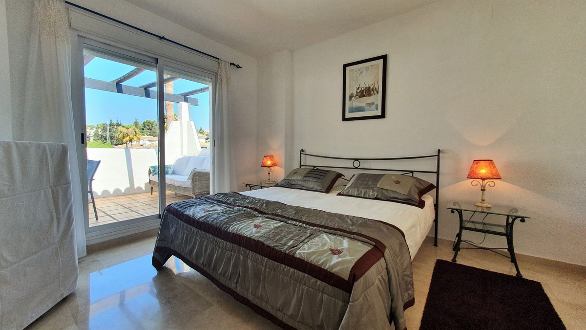 2 bedroom Apartment For Sale in Nueva Andalucía, Málaga - thumb 29