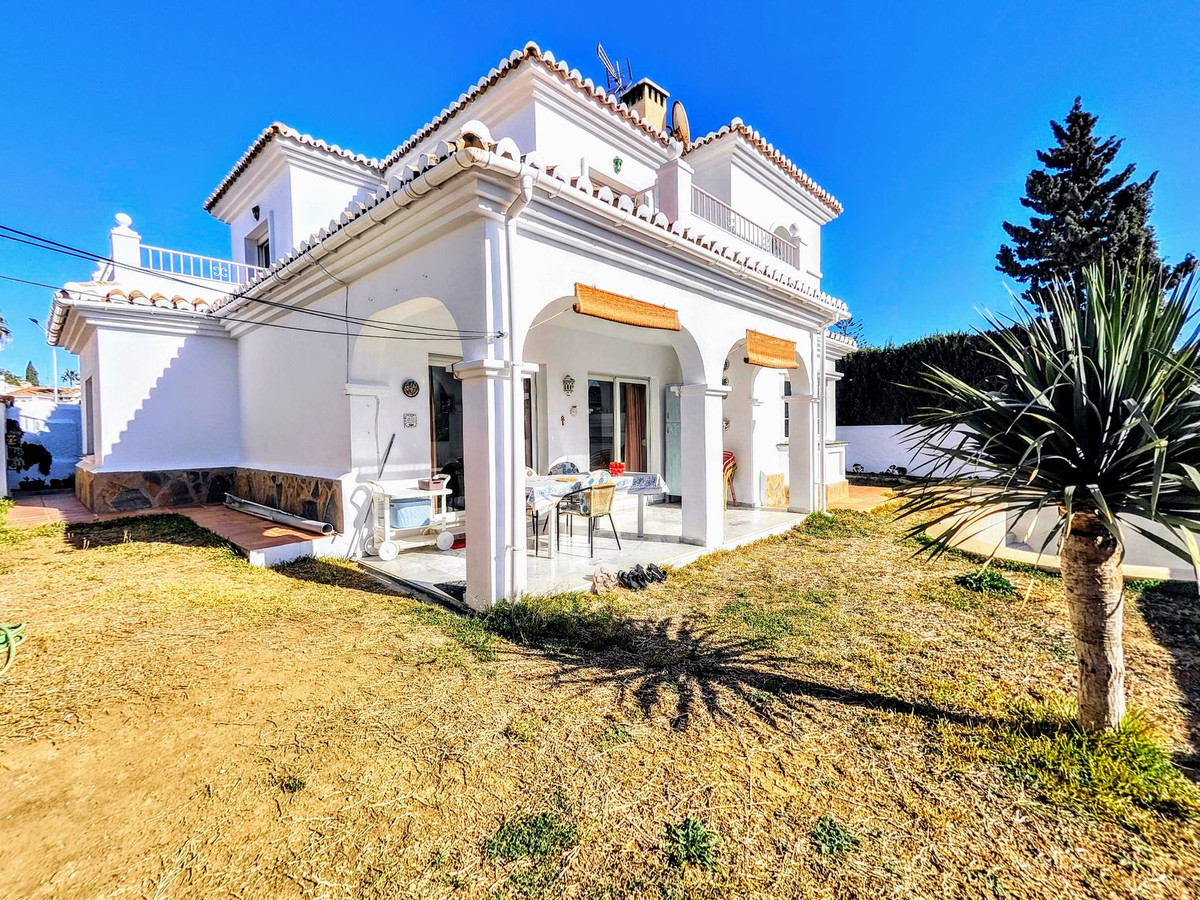 Villa Individuelle à Benalmadena Costa, Costa del Sol
