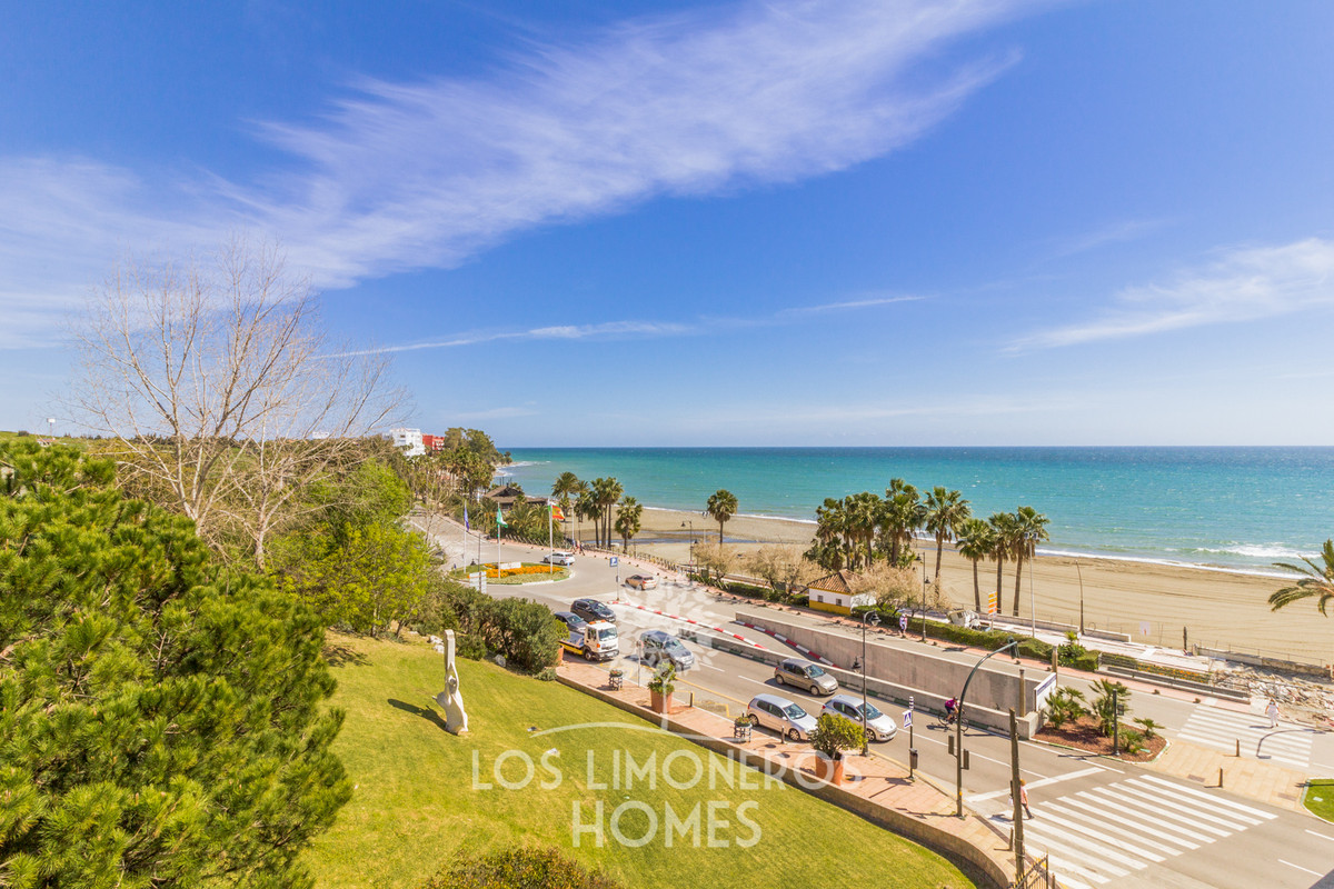 Fantastic apartment for long term rent in front line beach, Estepona.

On the beachfront of La Cala,, Spain