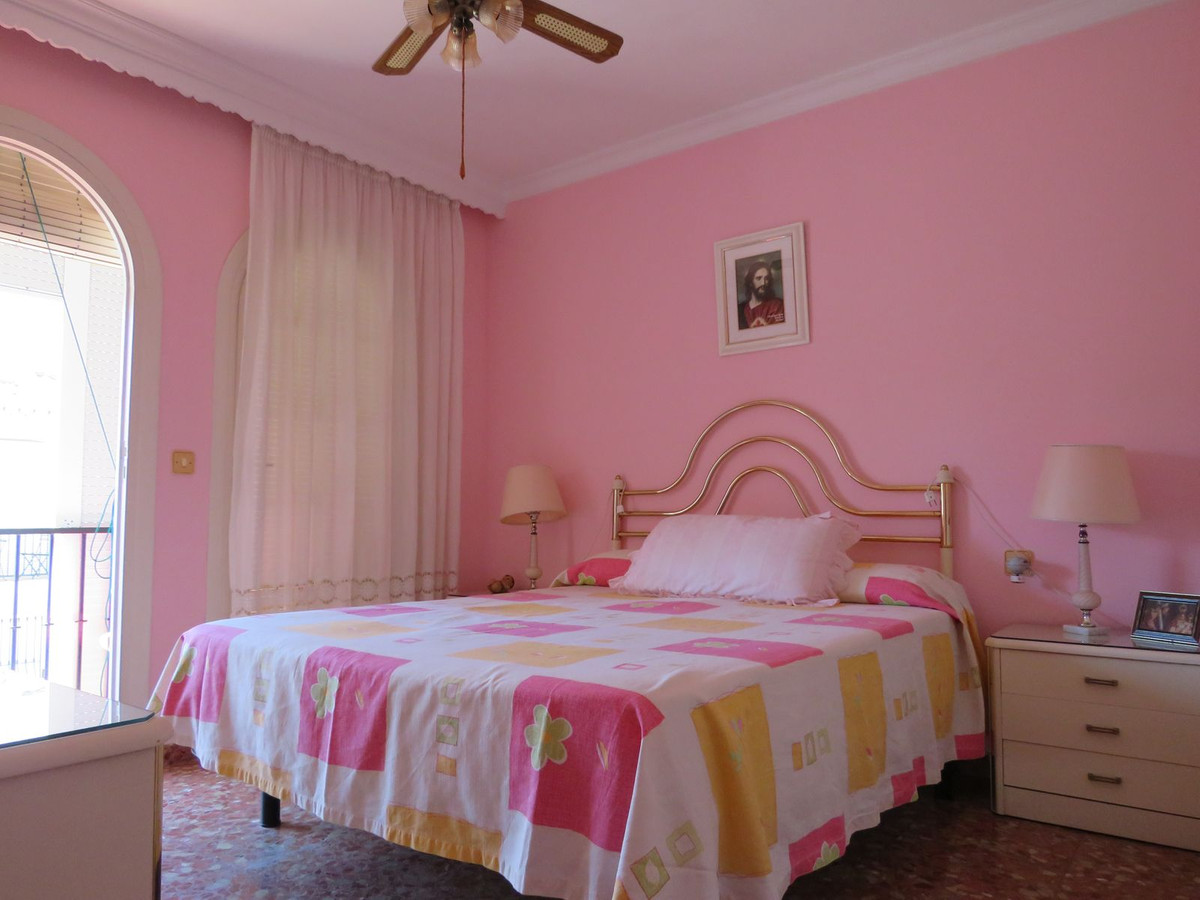 3 bedroom Townhouse For Sale in La Cala de Mijas, Málaga - thumb 5