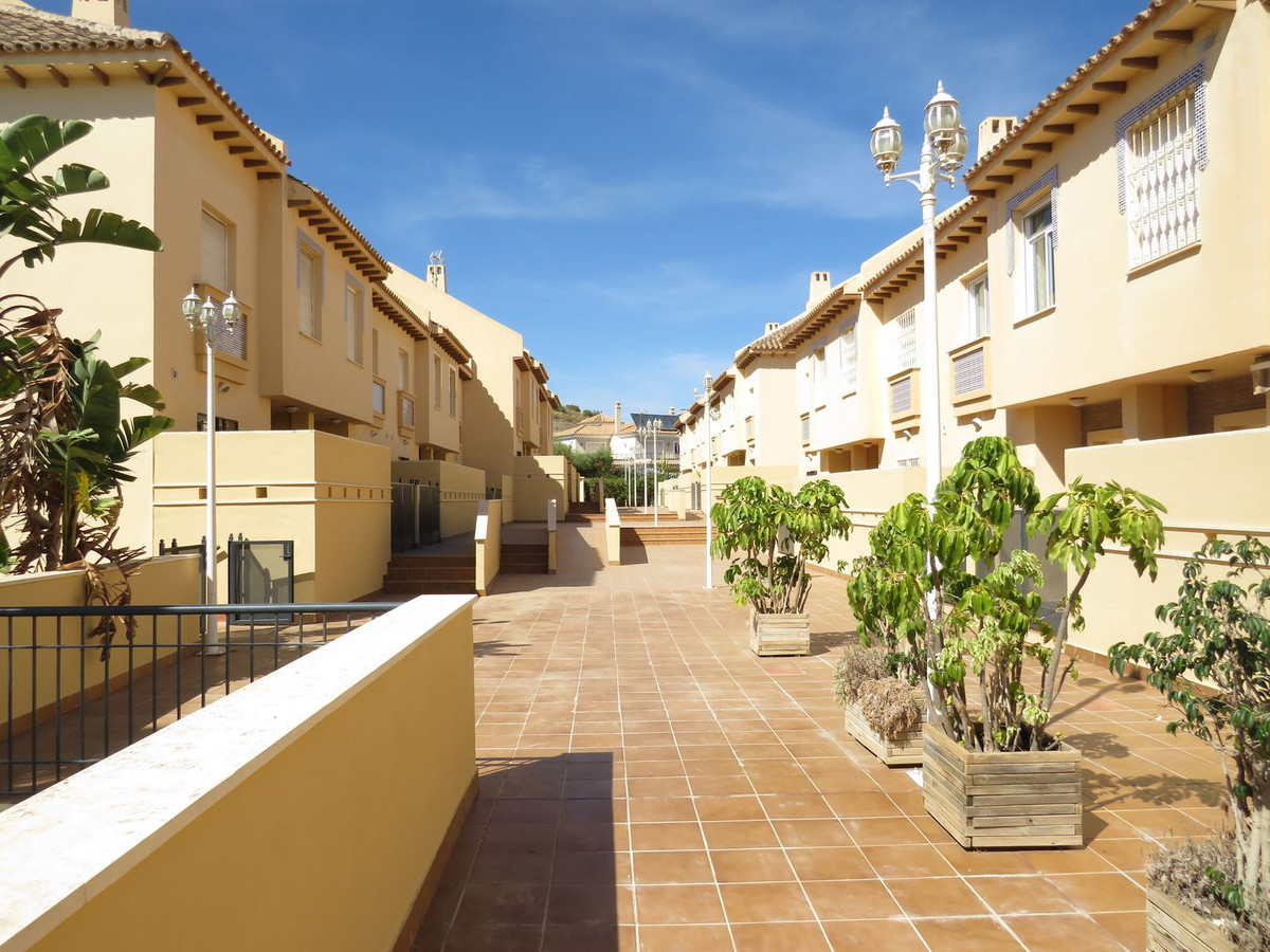 3 Bedroom Townhouse for sale Calahonda