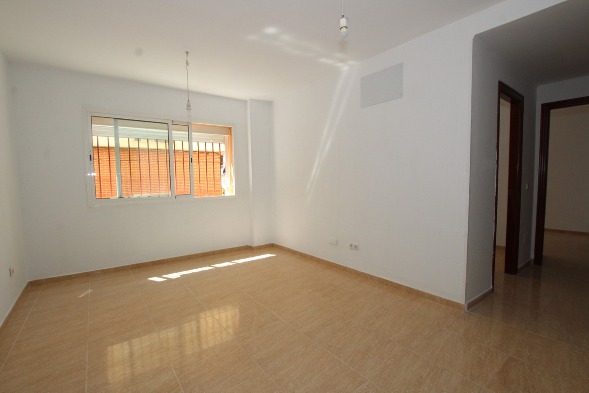 						Appartement  Mi-étage
													en vente 
																			 à Torremolinos
					