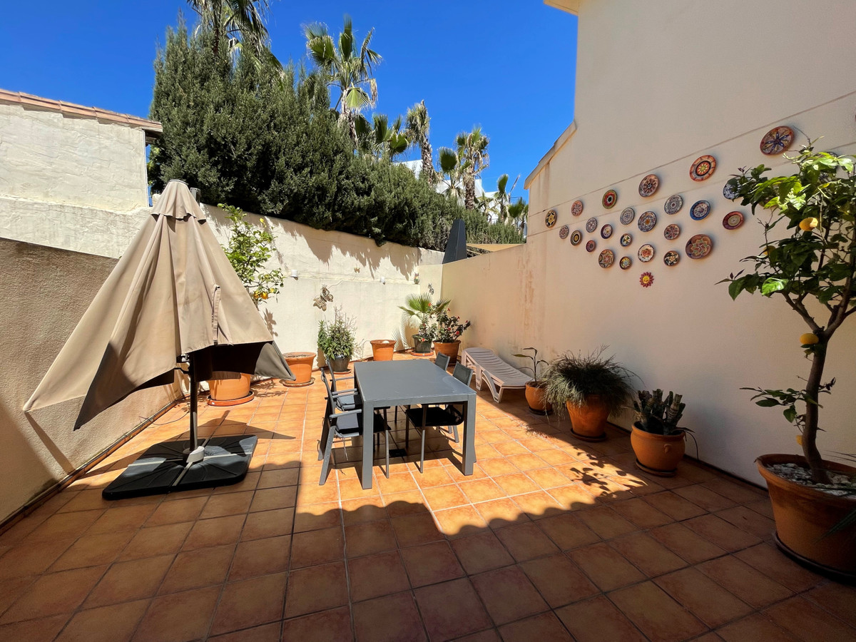  Townhouse, Terraced  for sale    in Costabella
