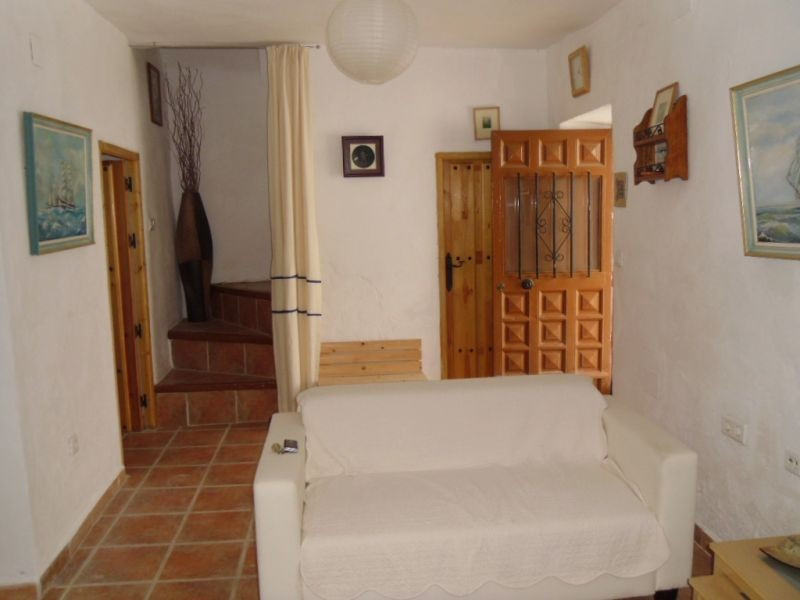 This very attractive village house is located in the centre of Canillas de Aceituno just a short wal, Spain