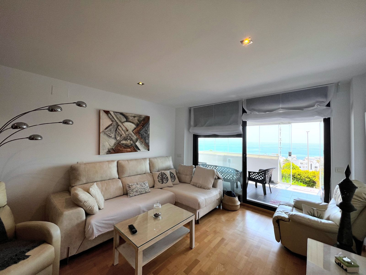 A unique and stunning apartment in Casares with panoramic views of the coast below.