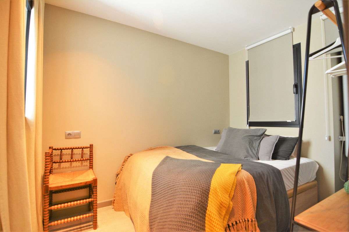 Apartamento con 5 Dormitorios en Venta Fuengirola