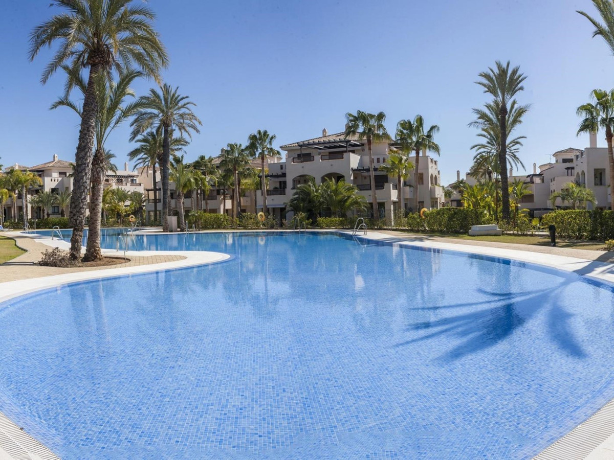 Begane grond appartement te koop in Nueva Andalucía R4684471