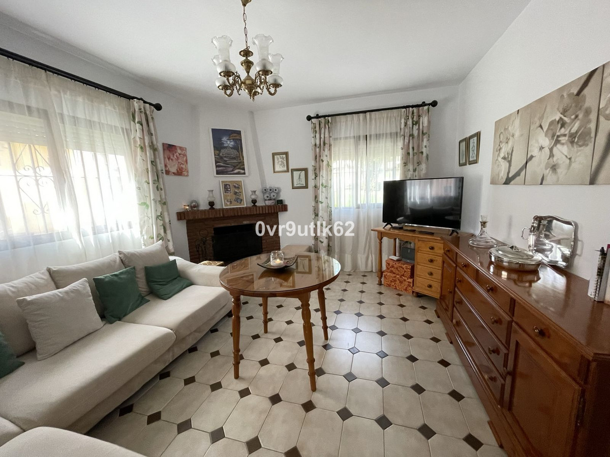 Semi-Detached House for sale in Sotogrande R4059310