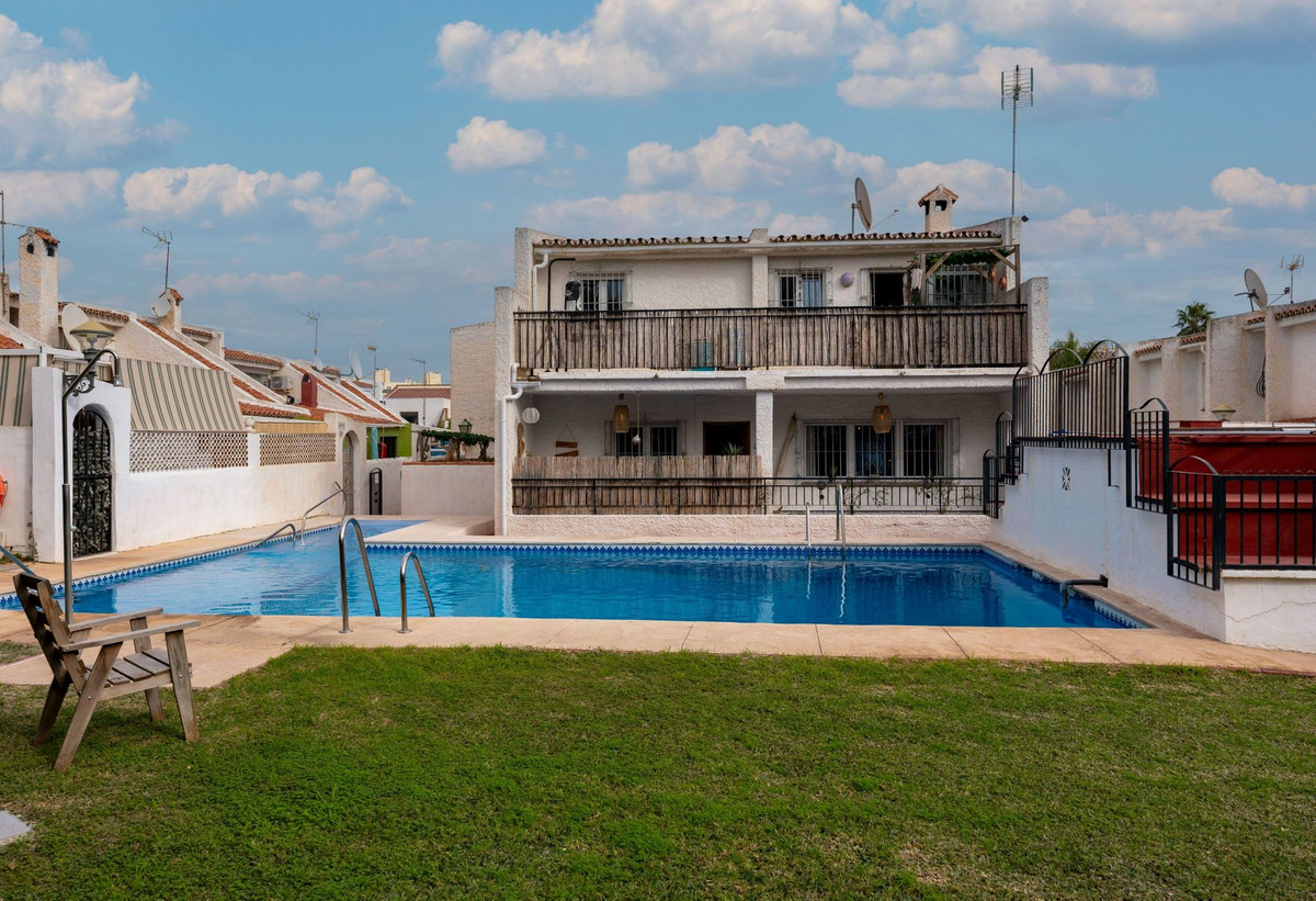 Detached Villa for sale in Torremolinos R4599496
