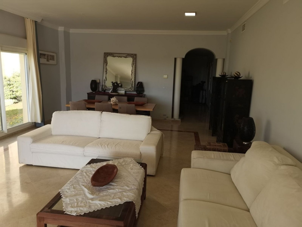 Appartement te koop in San Roque R4297624