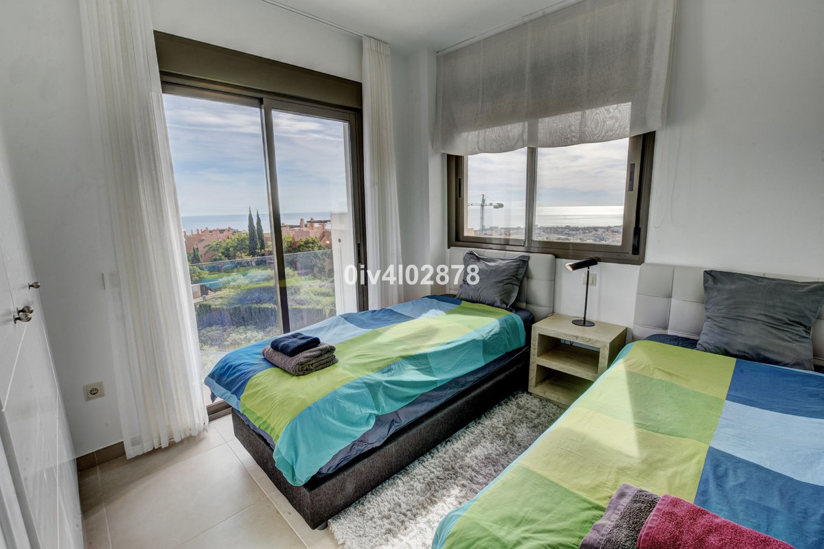 Apartamento con 3 Dormitorios en Venta La Cala Hills