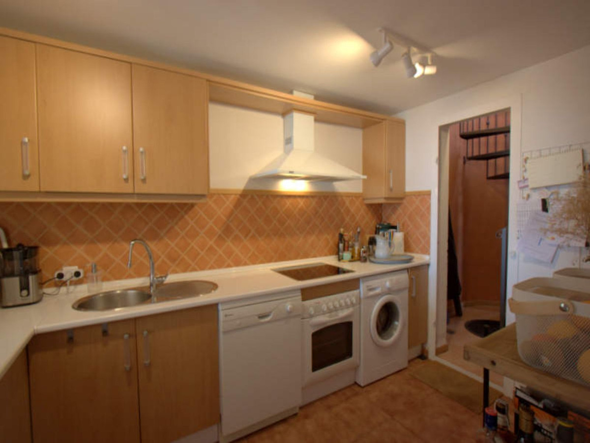 Appartement te koop in La Duquesa R4550188