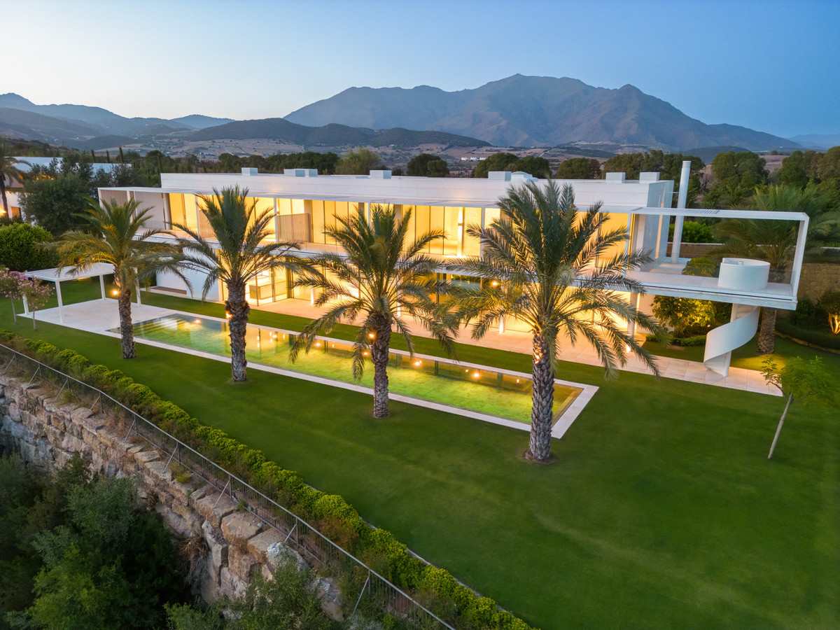 5 Bedroom Detached Villa For Sale Casares, Costa del Sol - HP4505497