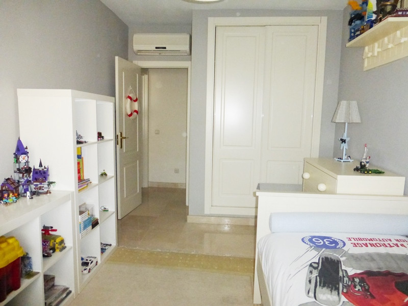2 bedroom Apartment For Sale in Marbella, Málaga - thumb 10
