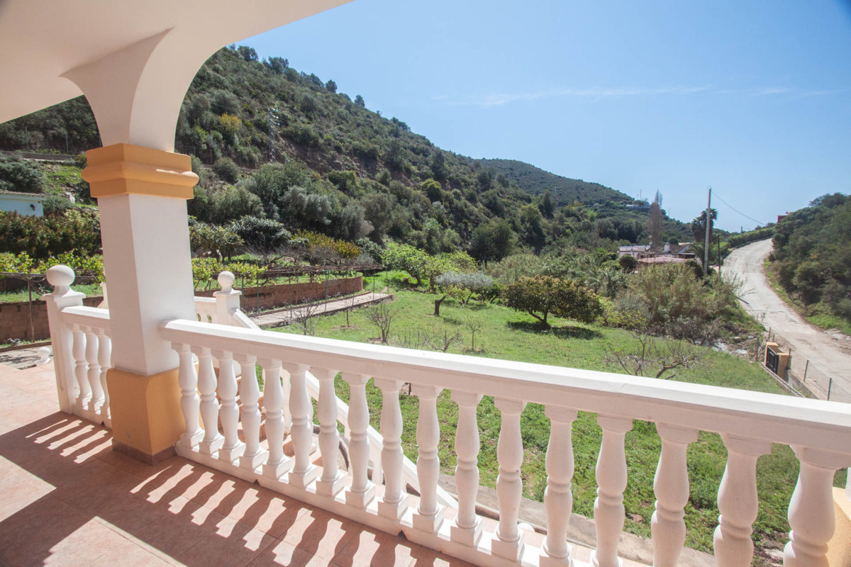 3 bedroom Villa For Sale in Marbella, Málaga - thumb 22