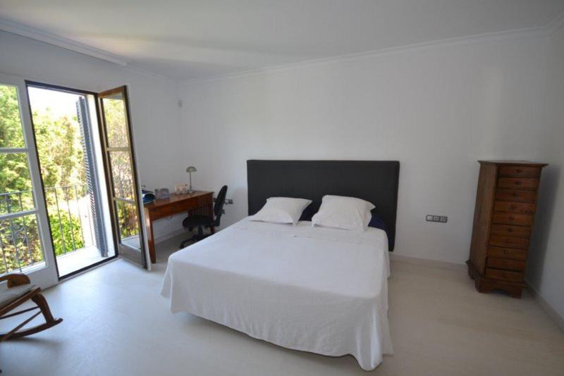 6 bedroom Villa For Sale in Guadalmina Baja, Málaga - thumb 12