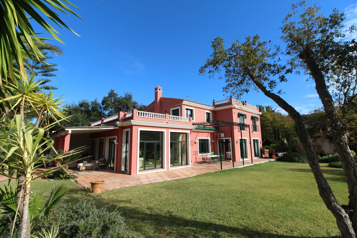						Villa  Individuelle
													en vente 
																			 à Sotogrande Alto
					