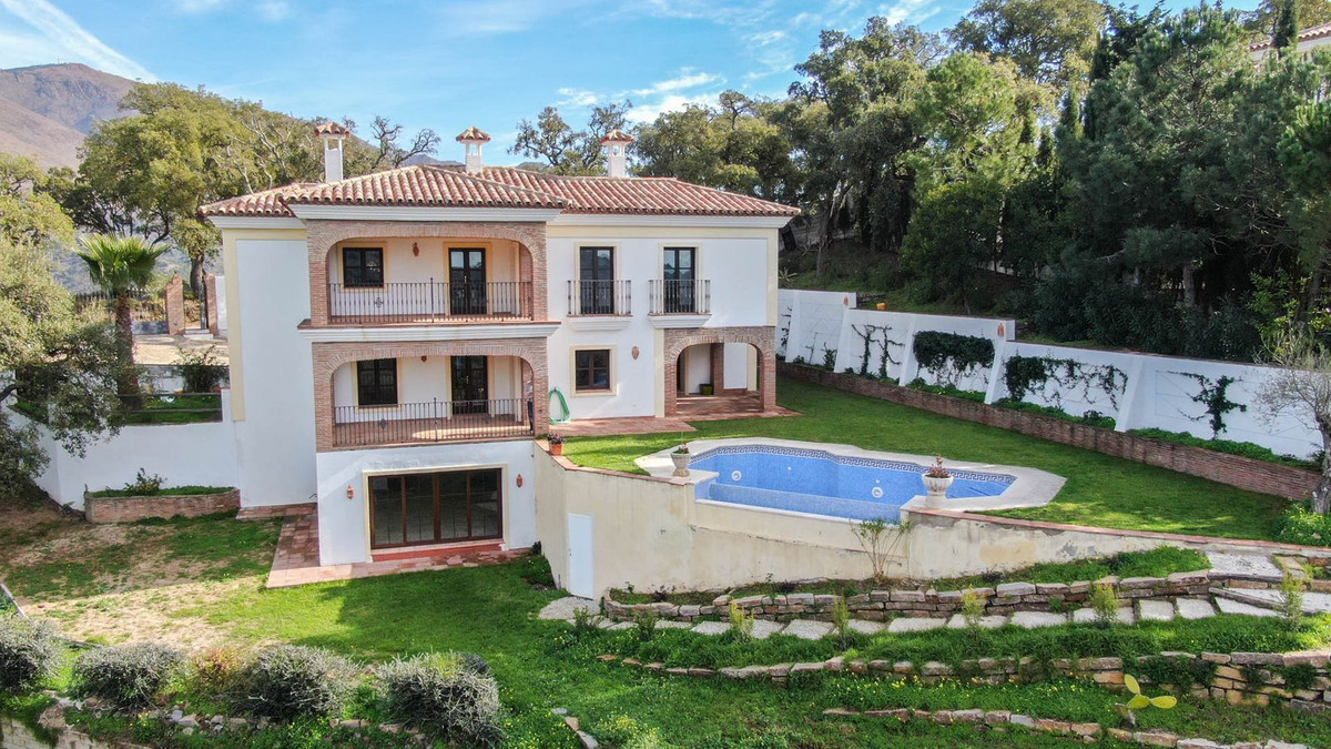 						Villa  Finca
													en venta 
																			 en Casares
					