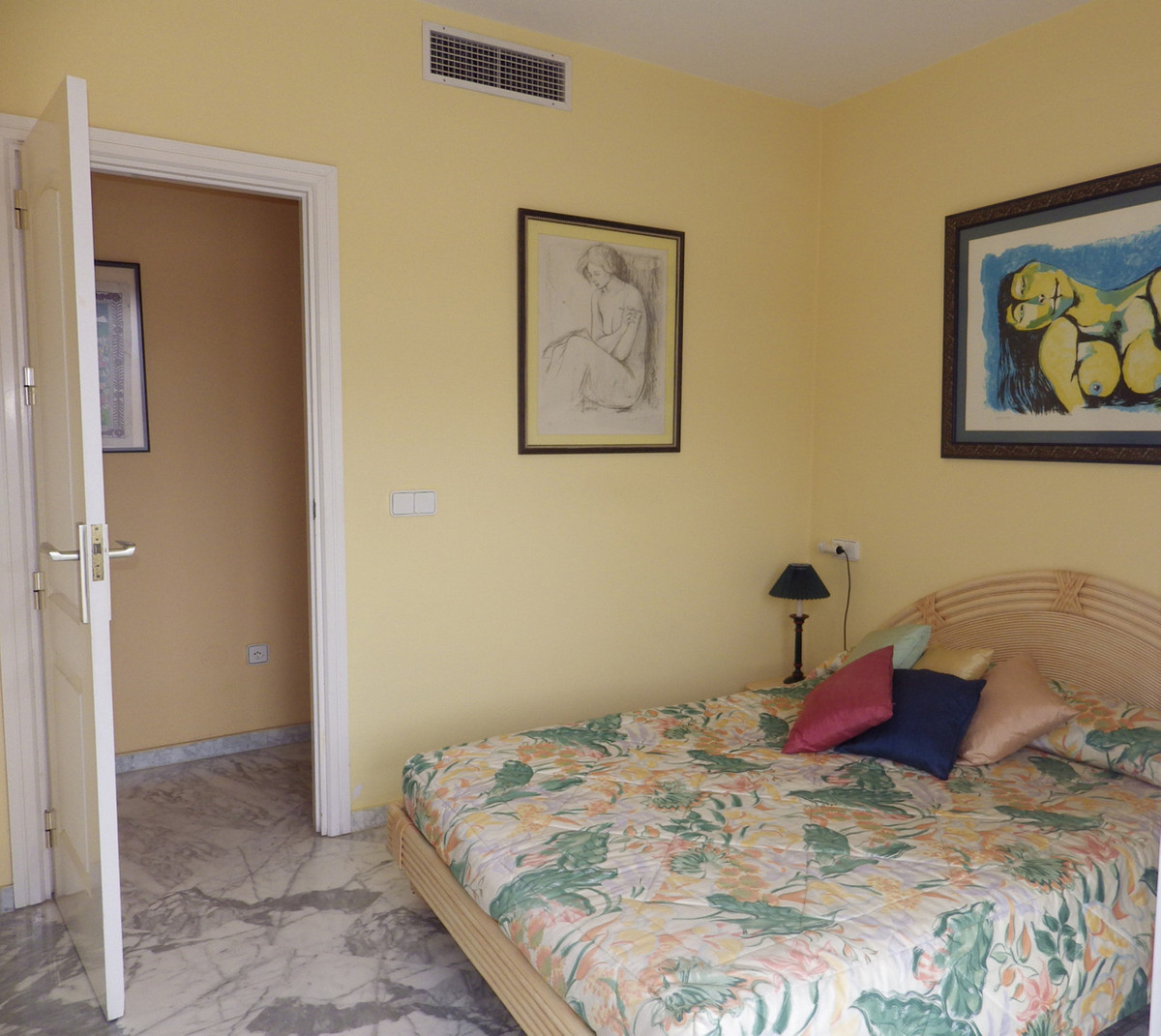 Apartment Penthouse in Puerto Banús, Costa del Sol
