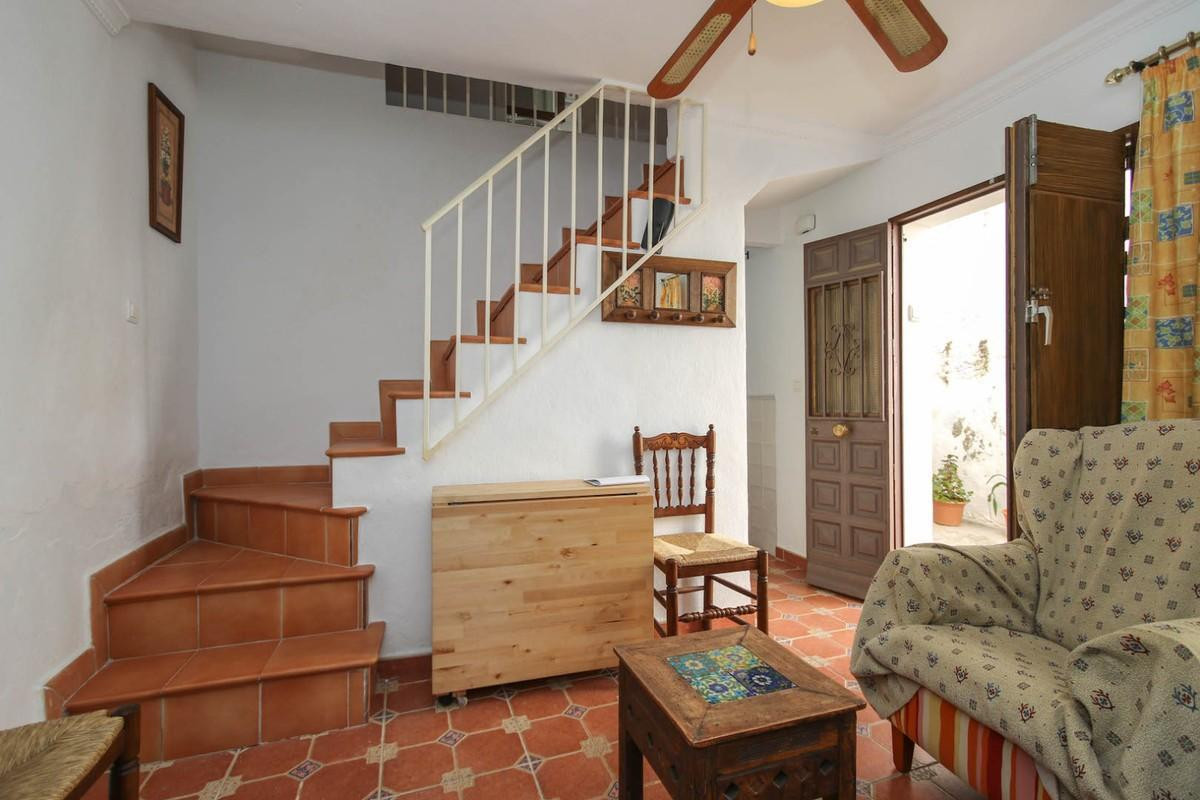 2 Bedroom Terraced Townhouse For Sale Tolox