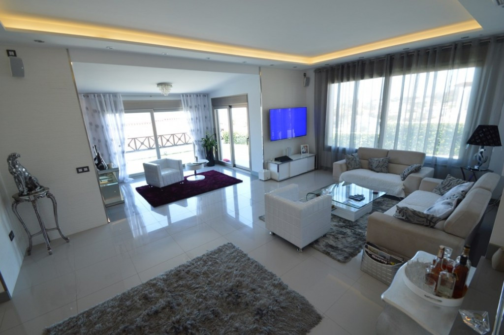 3 bedroom Villa For Sale in Torremuelle, Málaga - thumb 3