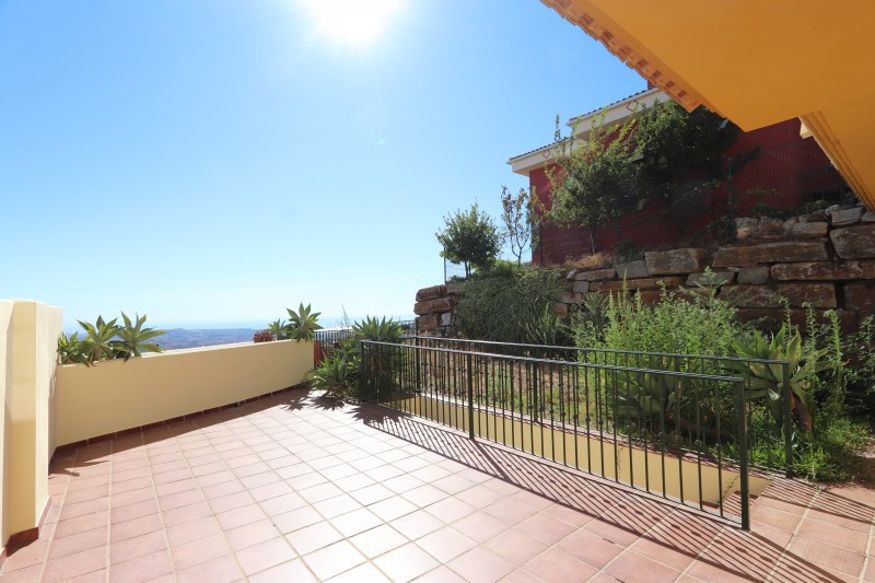 4 bedroom Townhouse For Sale in La Mairena, Málaga - thumb 2