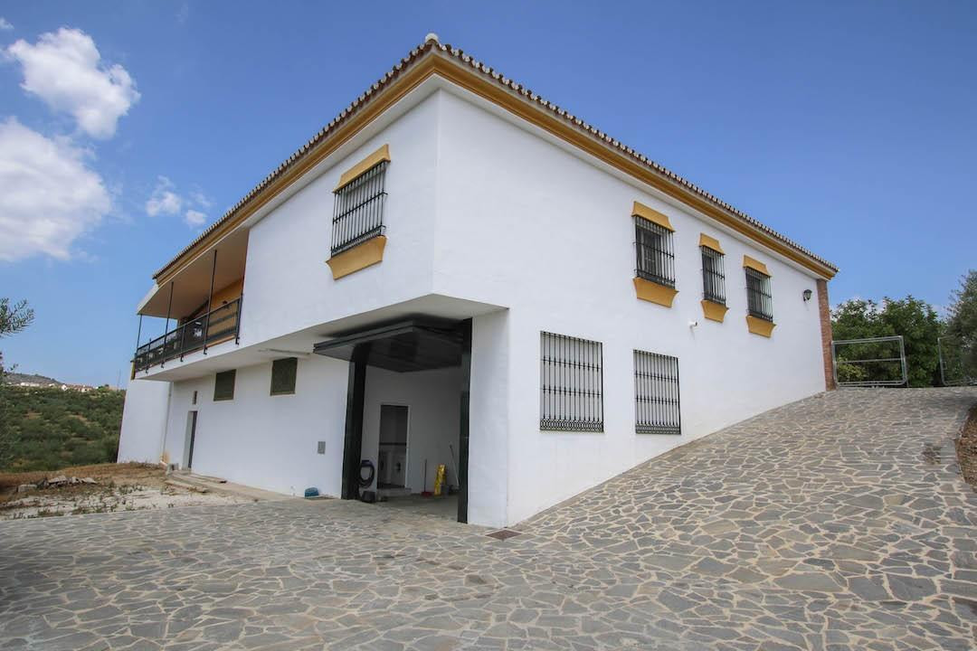 5 bedrooms Villa in Coín