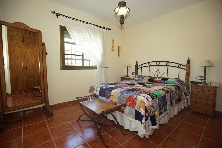 4 bedrooms Villa in Estepona