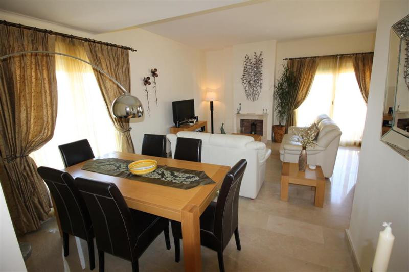 3 bedroom Apartment For Sale in La Cala de Mijas, Málaga - thumb 7