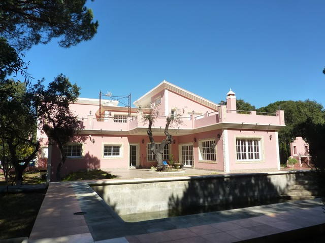 Villa Detached for sale in Hacienda Las Chapas