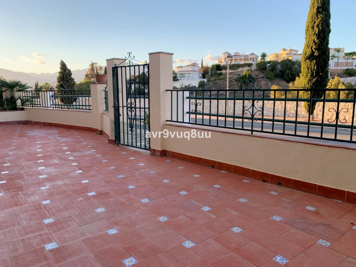 1 bedroom Apartment For Sale in Mijas Golf, Málaga - thumb 3
