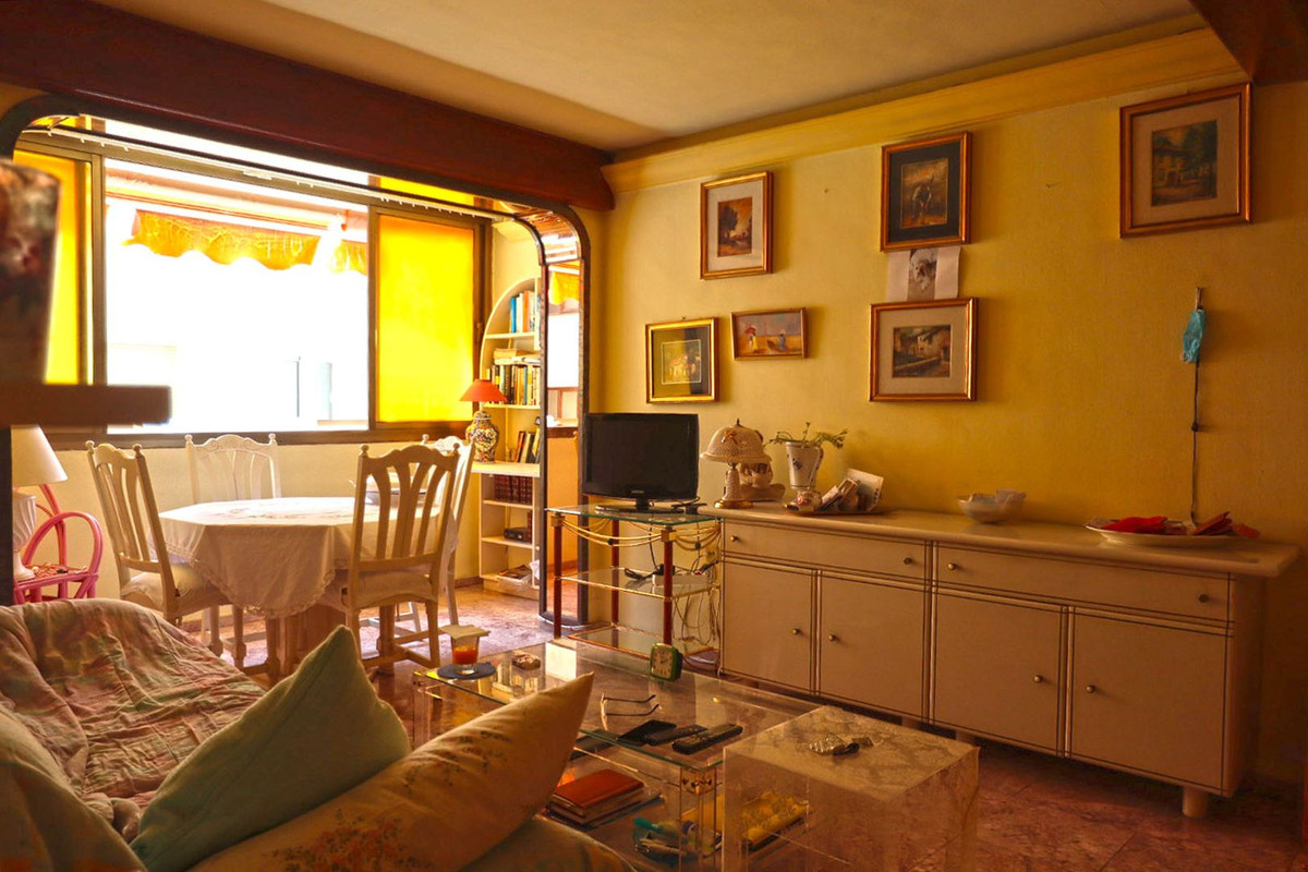 2 bedroom Apartment For Sale in Marbella, Málaga - thumb 4