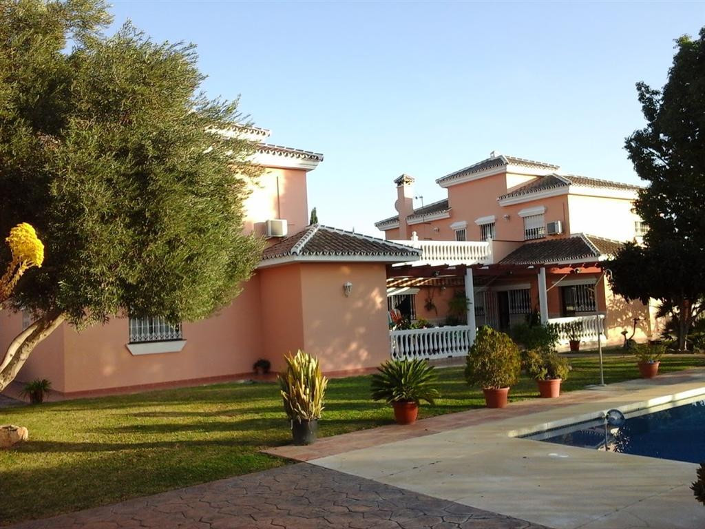 Detached Villa for sale in Mijas Golf R2561804