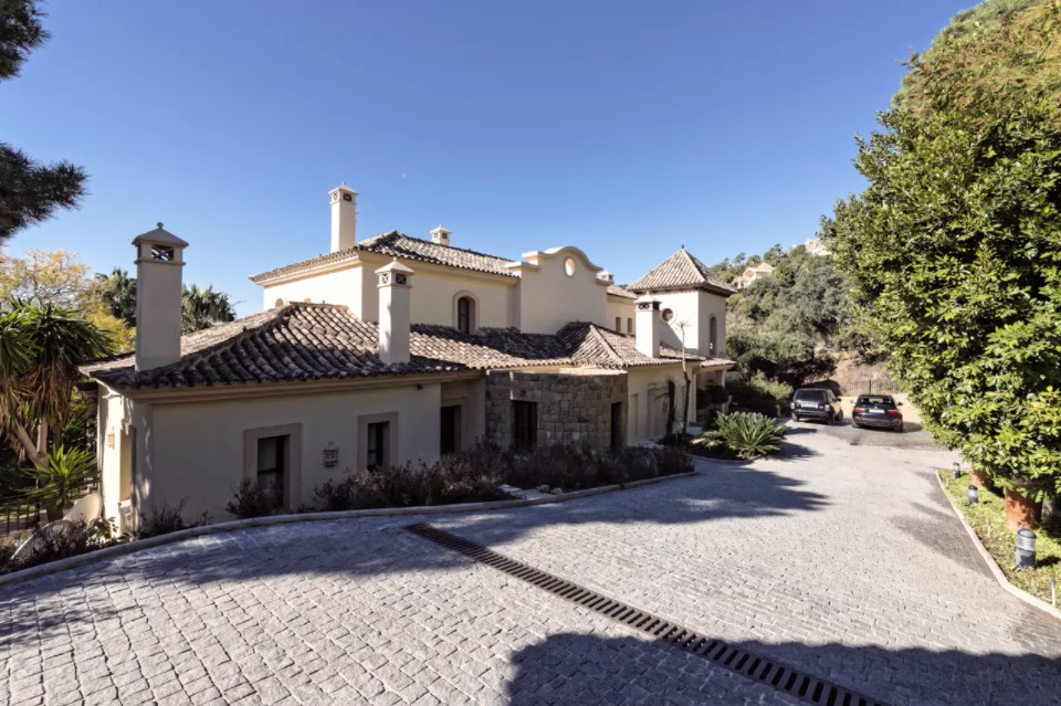 Detached Villa for sale in La Zagaleta R2647838
