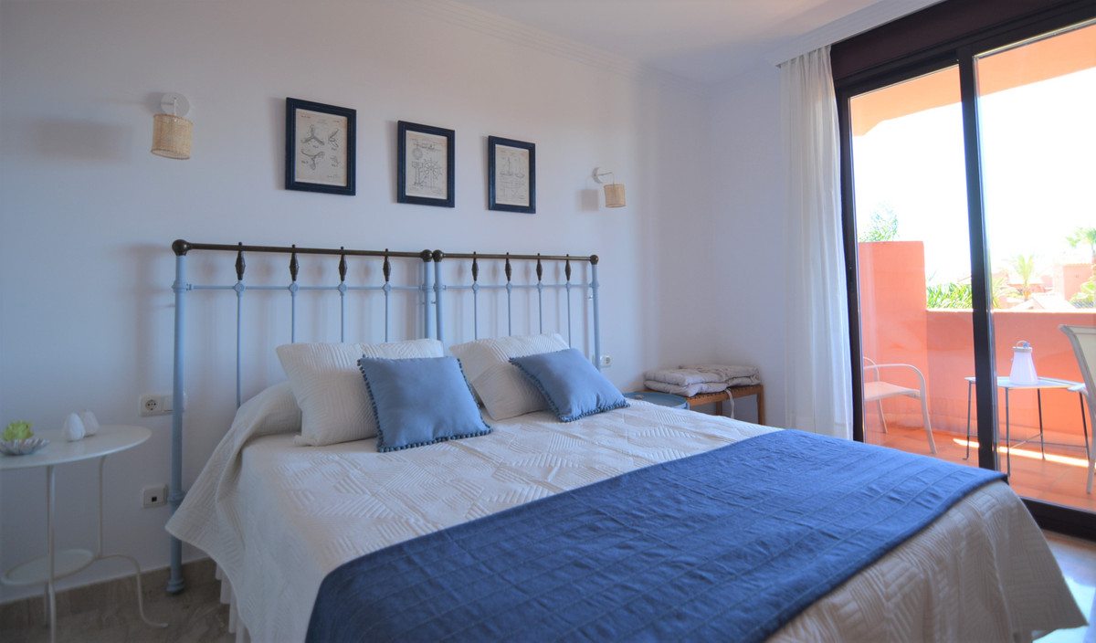 2 bedroom Apartment For Sale in New Golden Mile, Málaga - thumb 18