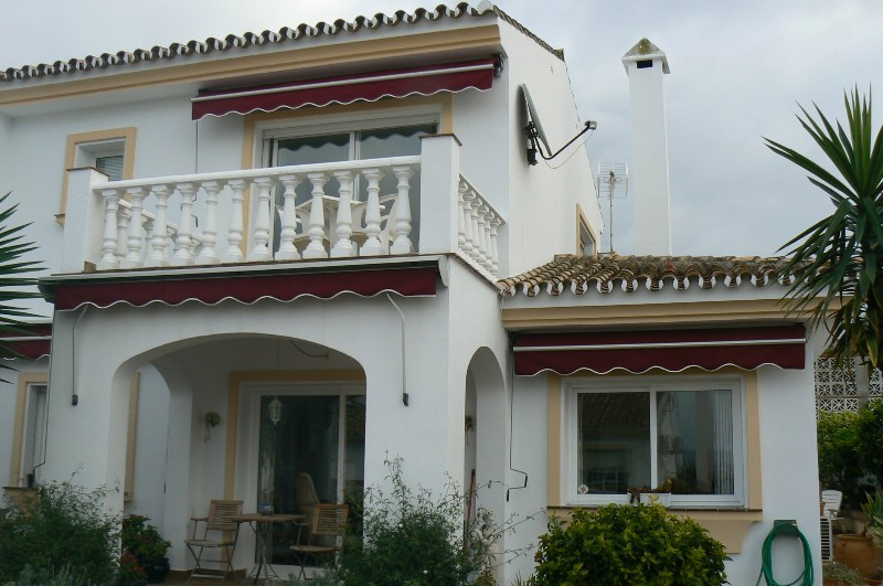 						Villa  Pareada
													en venta 
																			 en Mijas Costa
					