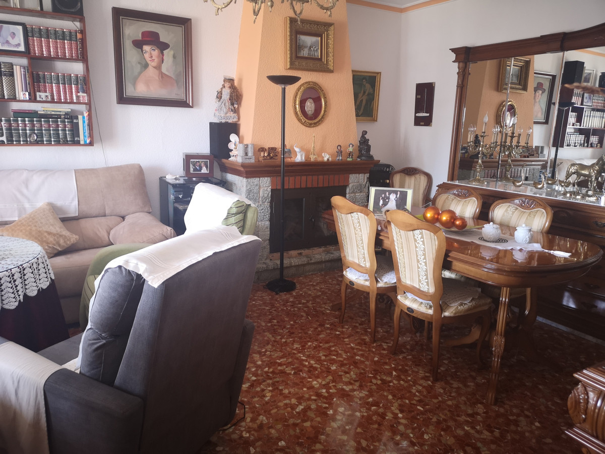 4 bedrooms Villa in Torremolinos