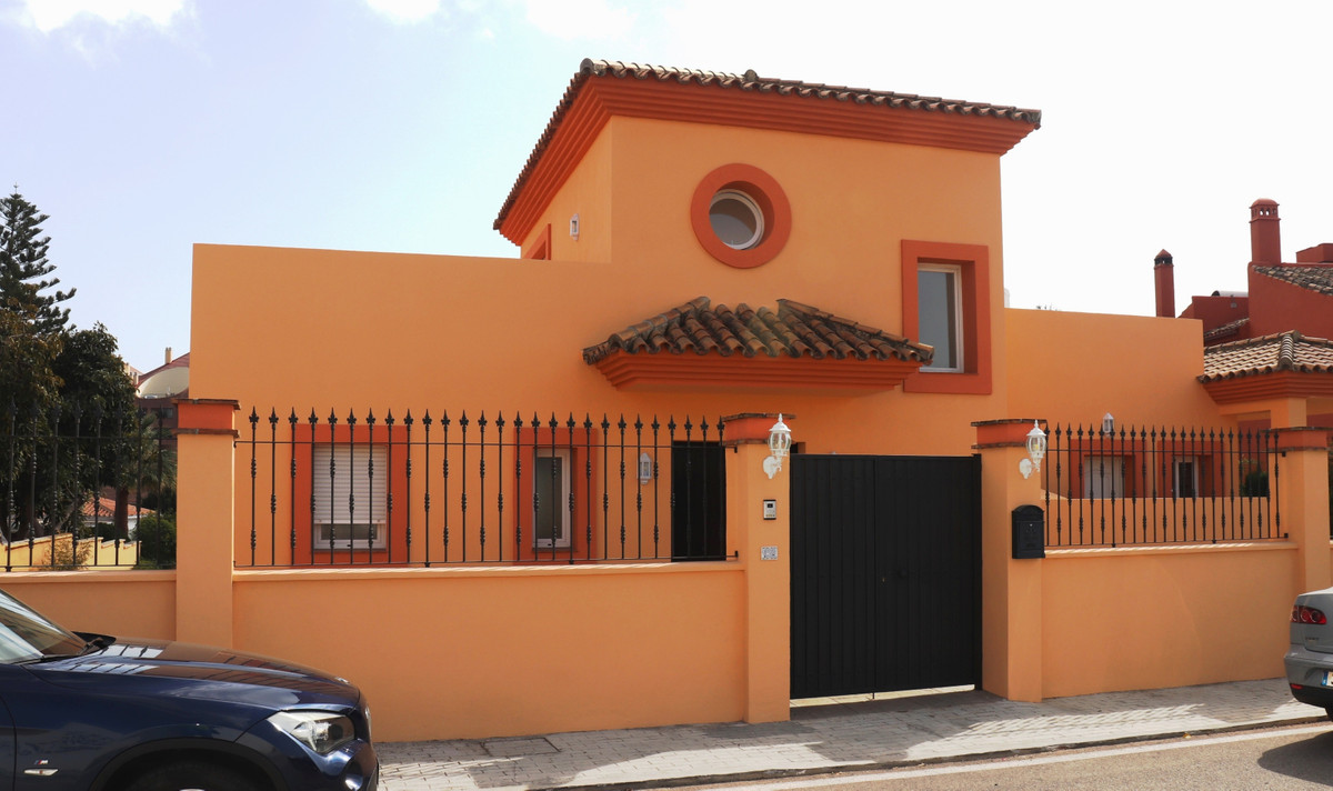 3 Bedroom Detached Villa For Sale Marbella, Costa del Sol - HP3364834