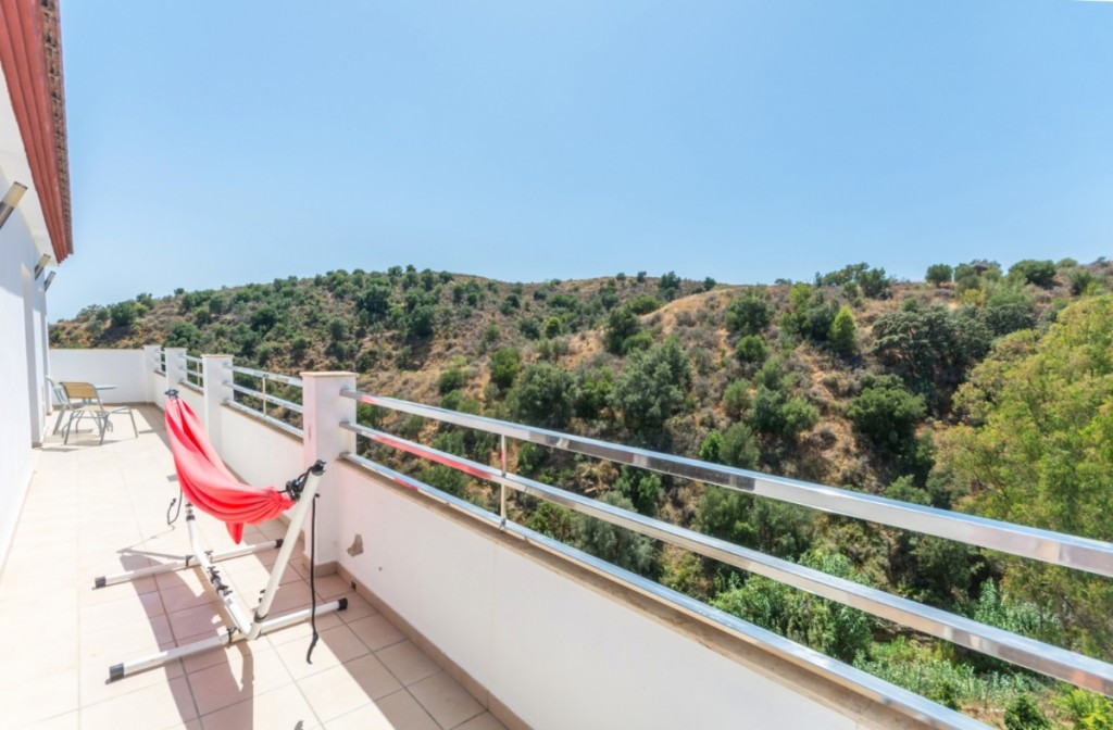 5 bedroom Villa For Sale in Mijas Costa, Málaga - thumb 21