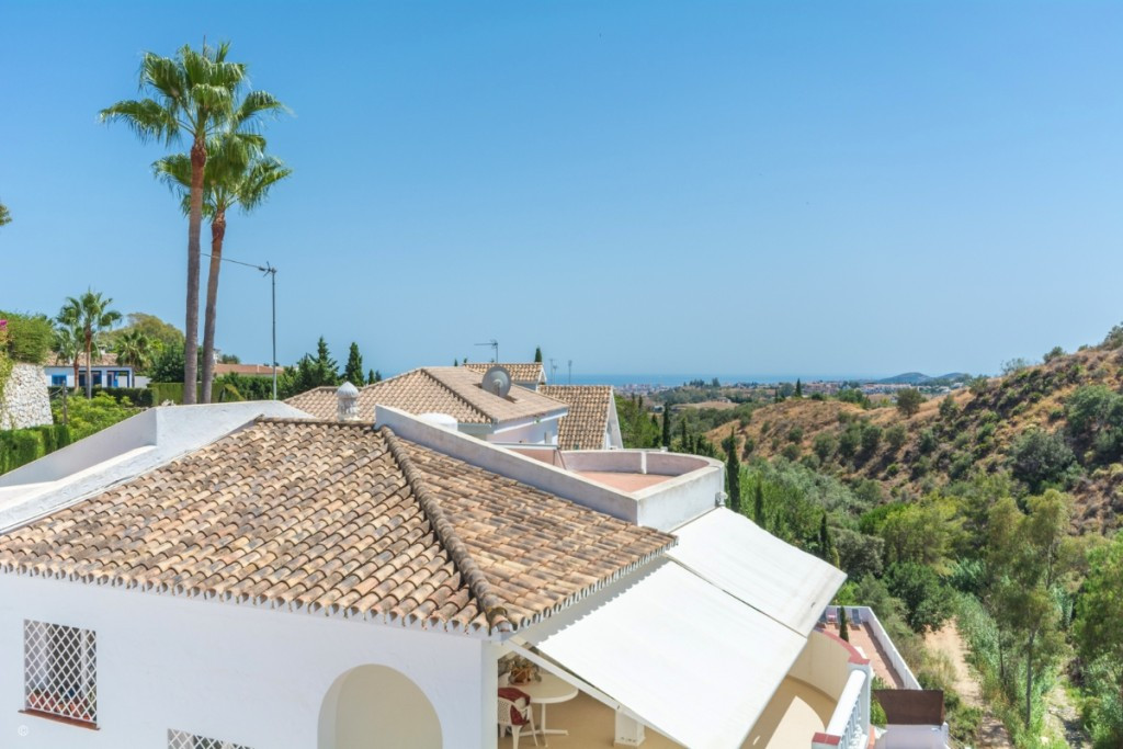 5 bedroom Villa For Sale in Mijas Costa, Málaga - thumb 23